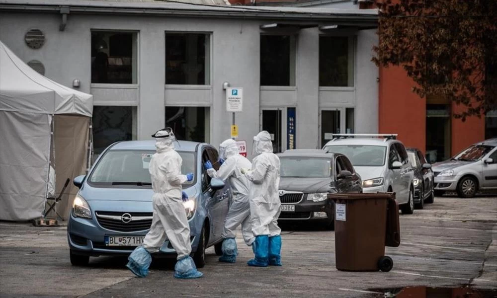 Σλοβακία: "Το ρωσικό εμβόλιο Sputnik V δεν είναι ασφαλές"